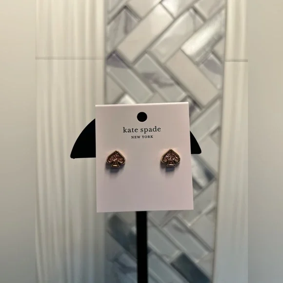 SALE🔥 Kate Spade Everyday Spade Rose Gold Earrings - Picture 5 of 5